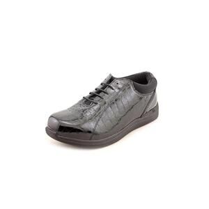 NEW DREW SHOES women's tulip oxford shoes in black
